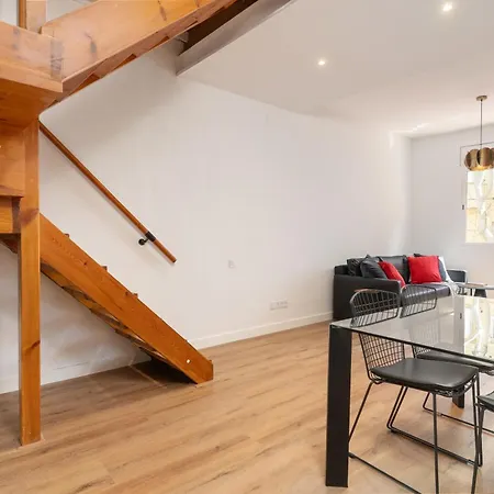 Apartment Duplex Deluxe *